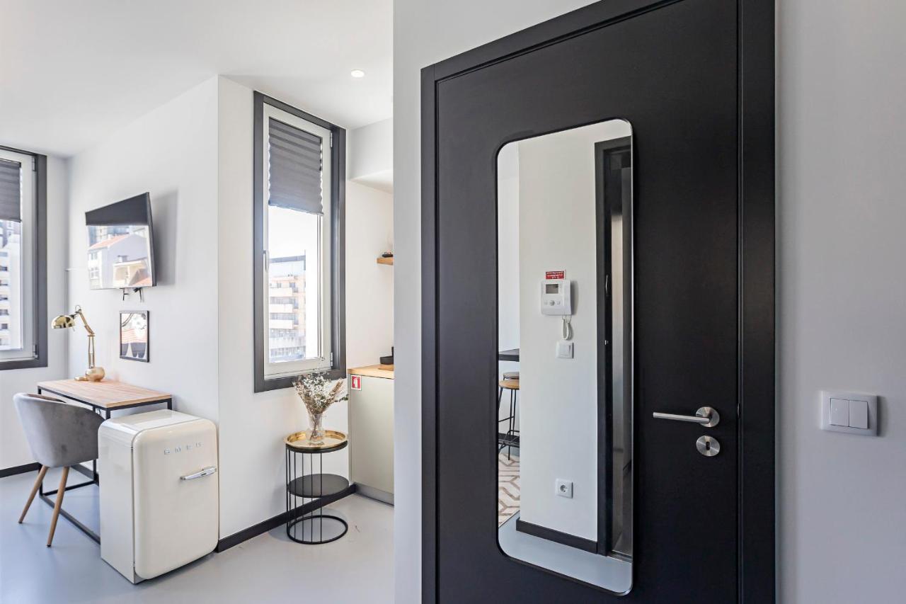 Regras 45 Building A By Lovelystay OOporto Exteriör bild